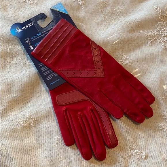 NWT Red Touch Screen Gloves - Picture 1 of 4